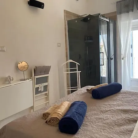 Sea View Flat With Private Terrace, And Bbq In The Old Town Apartment